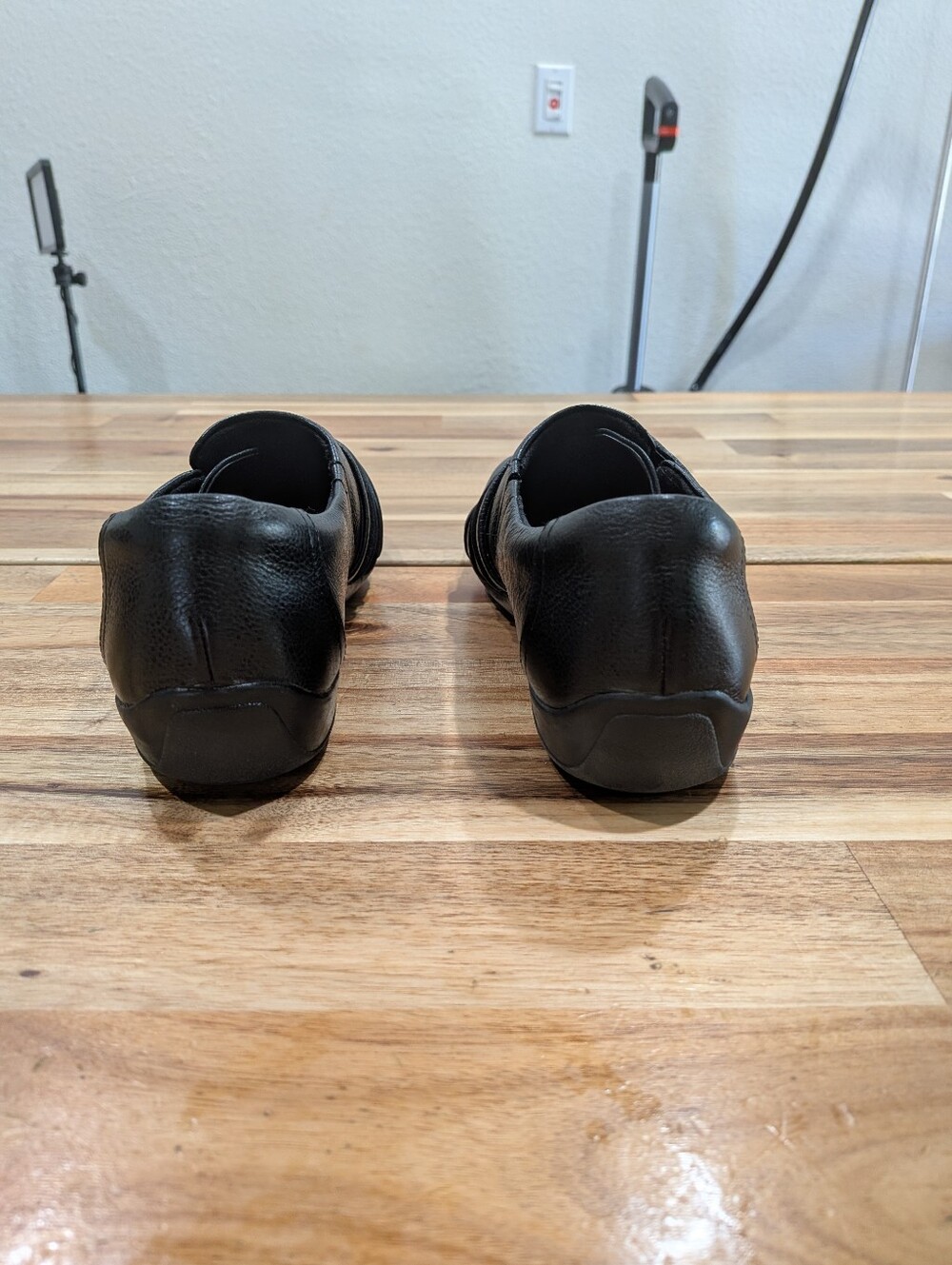Clarks Artisan Flats Size 7.5M Black Leather Comfort Mary Jane Shoes Casual - Picture 6 of 9